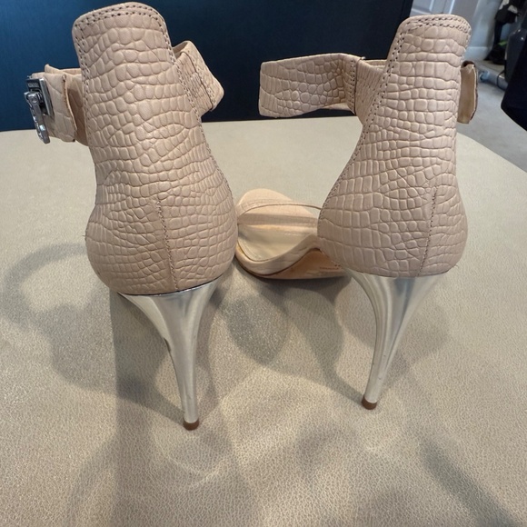 BCBG high heel sandal - Picture 2 of 4